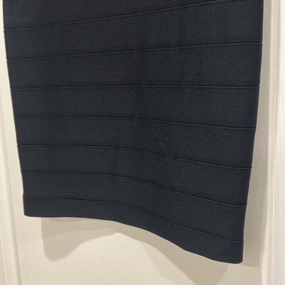 Joseph Ribkoff pencil mini skirt - Picture 6 of 9